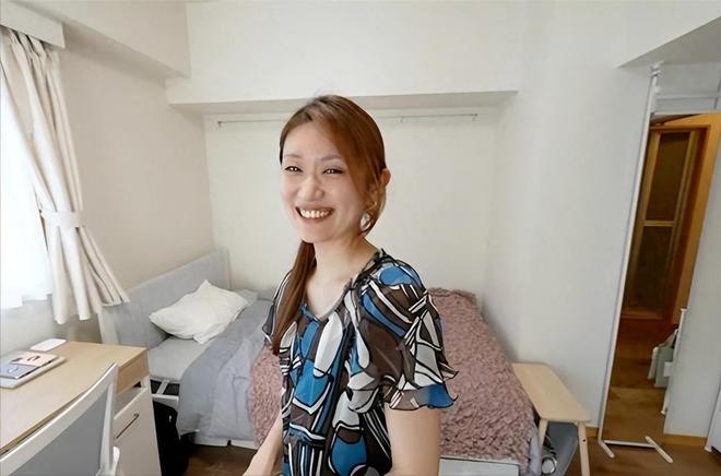 有四室两厅榨干每一寸空间晒晒第一次看到香港的房子16㎡竟(图5)